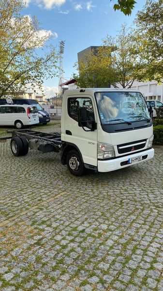Mitsubishi Fuso canter • 2009 • 270,000 km 4