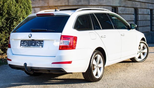 Škoda Octavia Combi • 2016 • 60,000 km 2