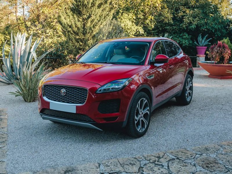 Jaguar E-PACE • 2019 • 72,600 km 6
