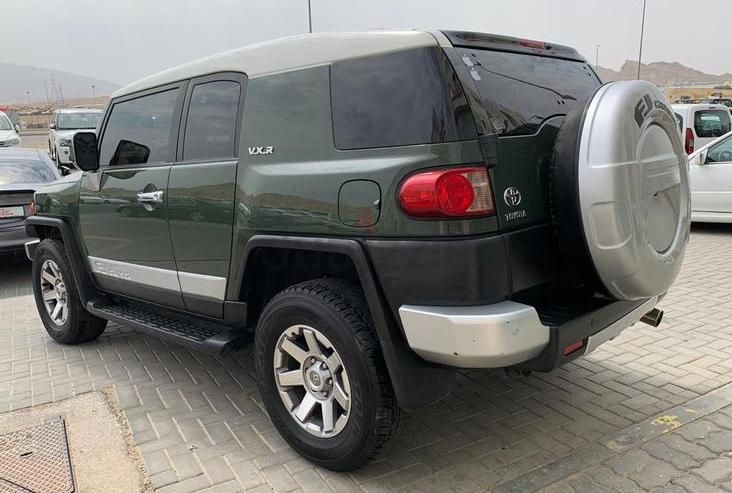 Toyota FJ Cruiser • 2014 • 33,000 km 9