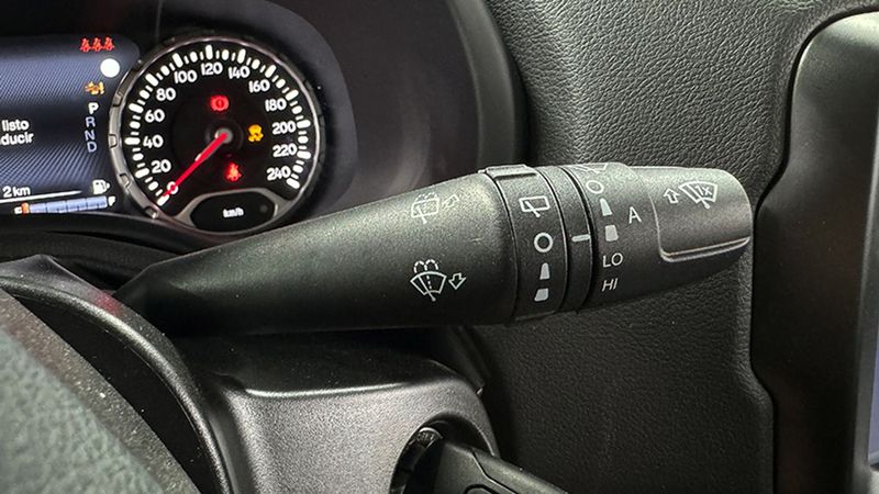 Jeep Renegade • 2023 • 123 km 15