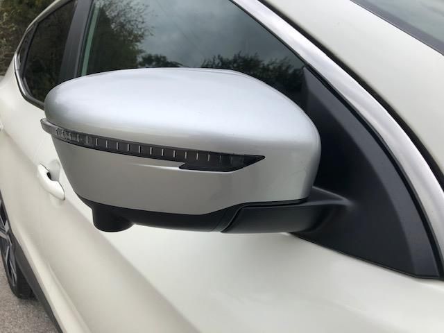 Nissan Qashqai • 2017 • 93,500 km 6