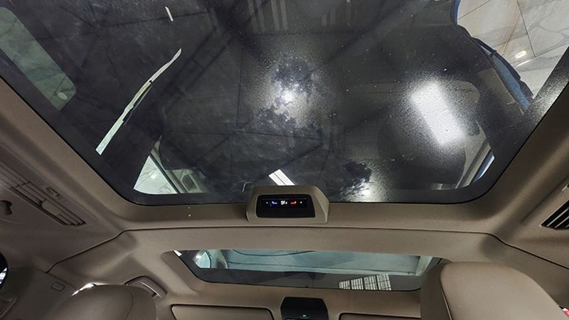 Volkswagen Multivan • 2022 • 48,142 km 10