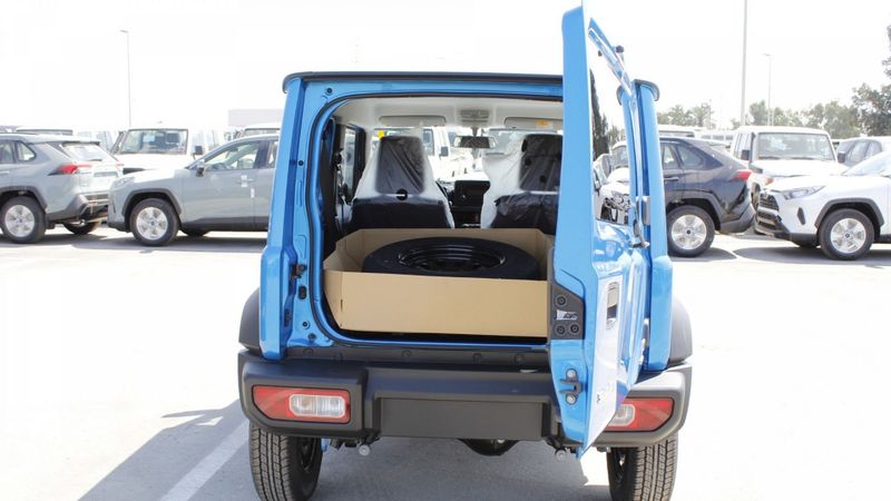 Suzuki Jimny • 2021 • 6,000 km 6