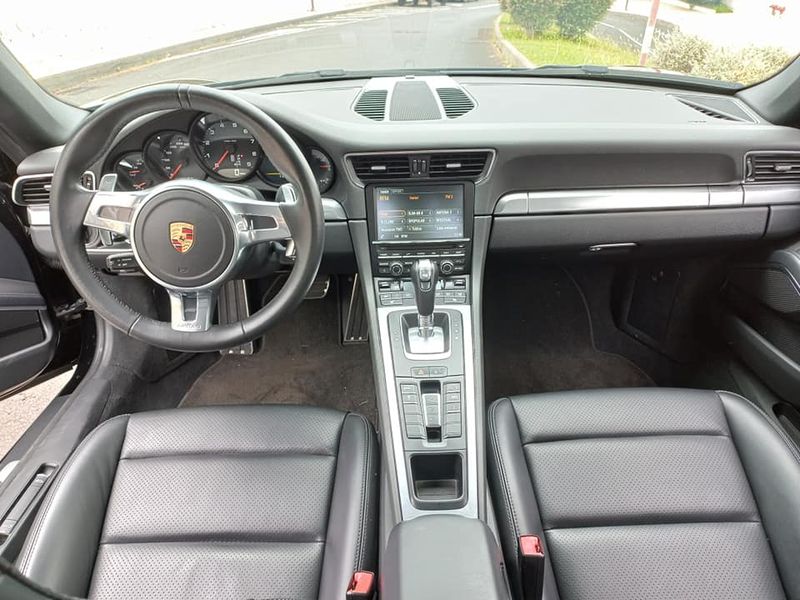 Porsche 911 • 2013 • 114,000 km 6
