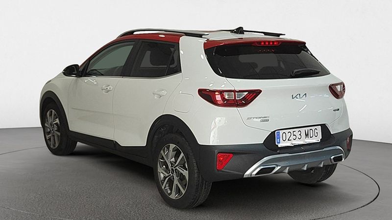 Kia Sorento Hybrid • 2023 • 12,500 km 4