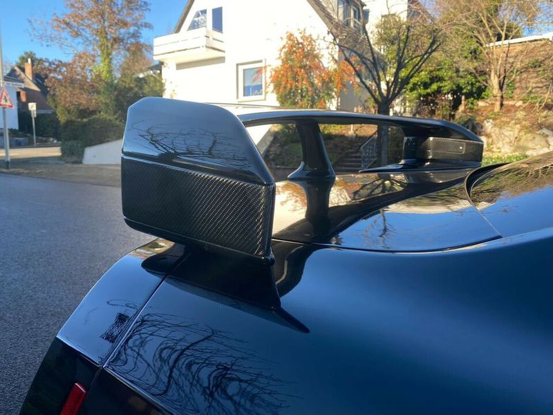 Nissan GT-R • 2009 • 79,000 km 8