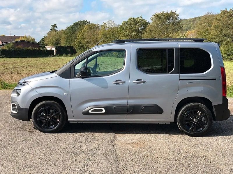 Citroën Berlingo • 2021 • 41,800 km 3