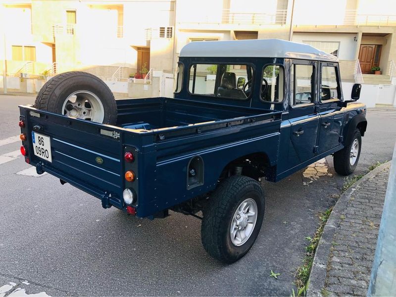 Land Rover Defender • 2001 • 157,000 km 4