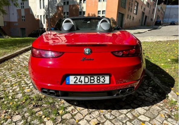 Alfa Romeo Spider • 2007 • 61,000 km 2