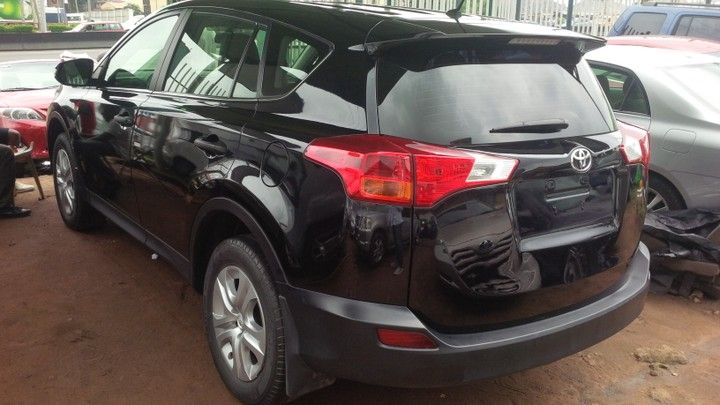 Toyota RAV4 • 2013 • 50 km 3