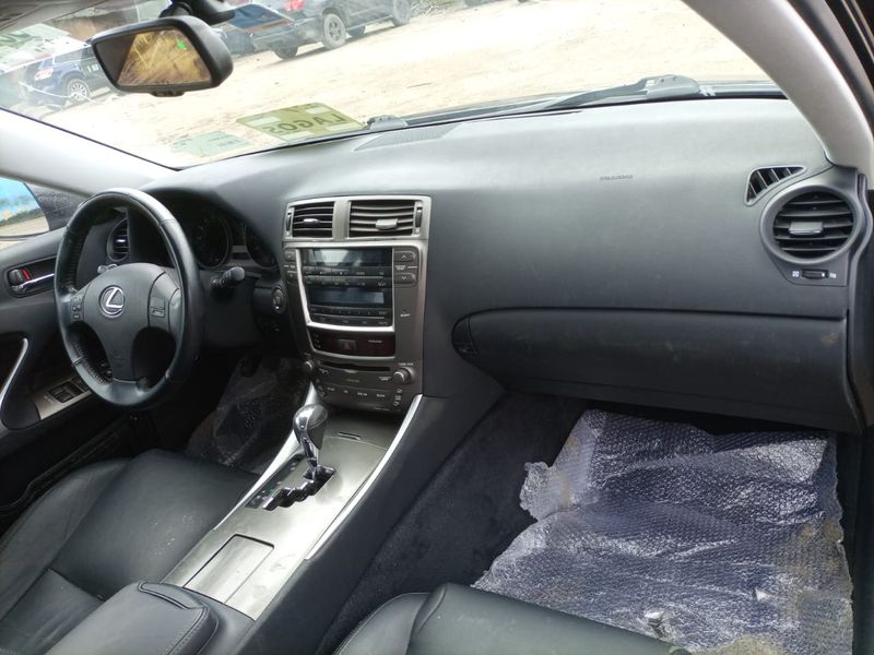Lexus IS • 2008 • 157,162 km 2