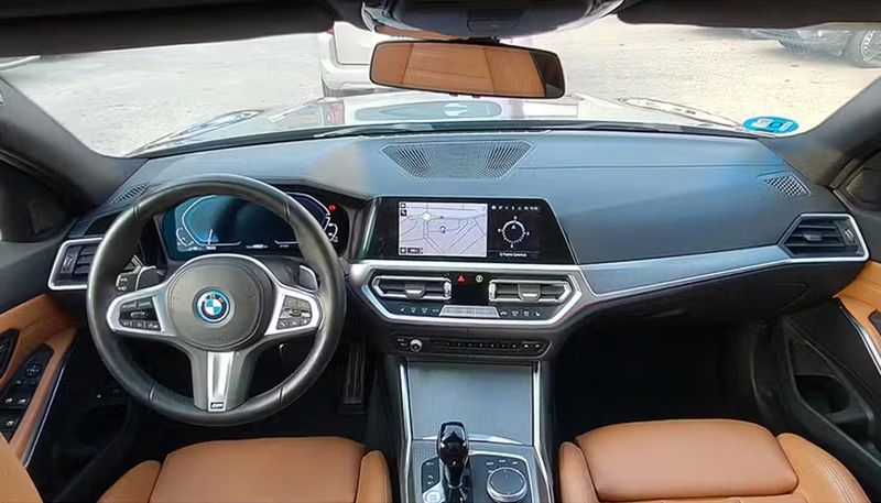 BMW 3 Series • 2022 • 49,822 km 4