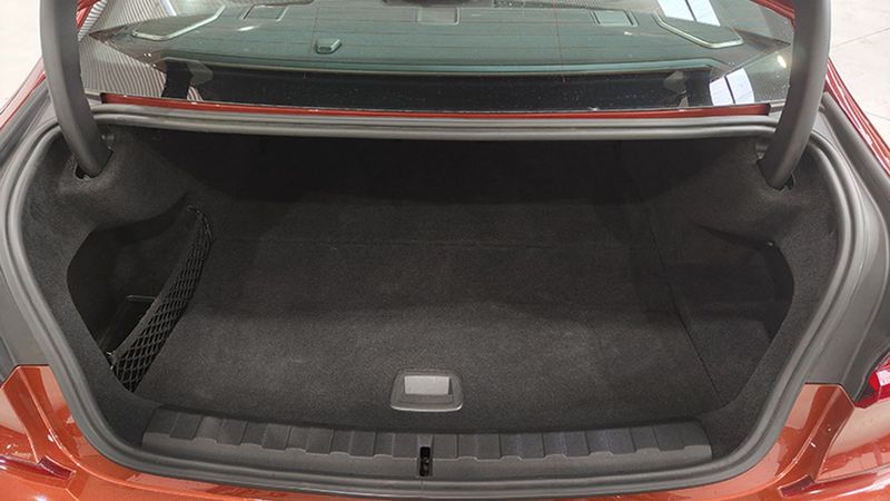 BMW 3 Series • 2020 • 77,642 km 7