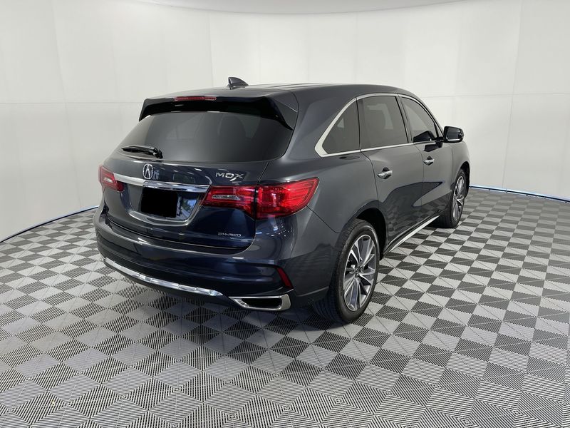 Acura MDX • 2019 • 30,897 km 5