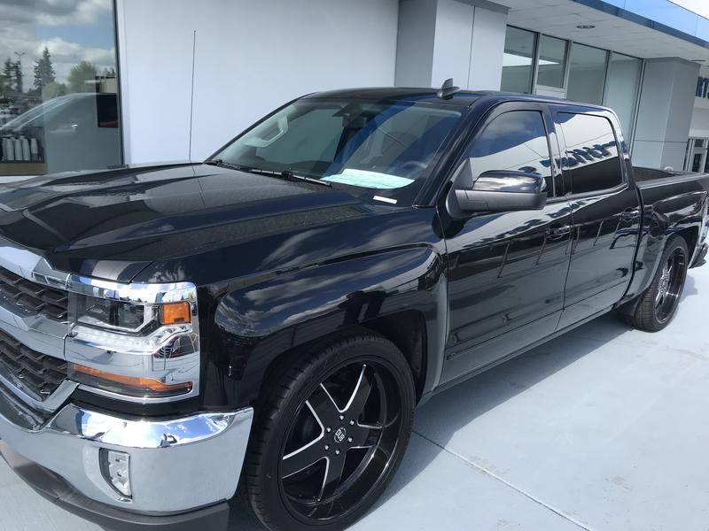 Chevrolet 1500 • 2018 • 23,000 km 1