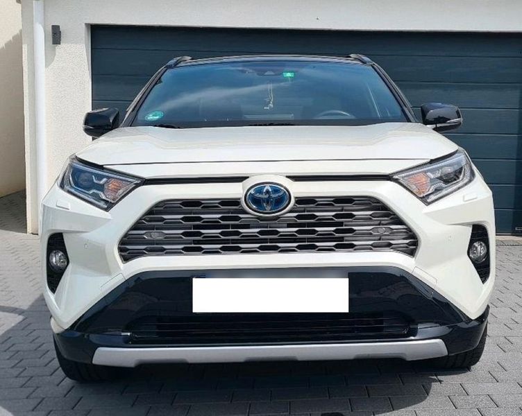 Toyota RAV4 • 2019 • 68,543 km 2