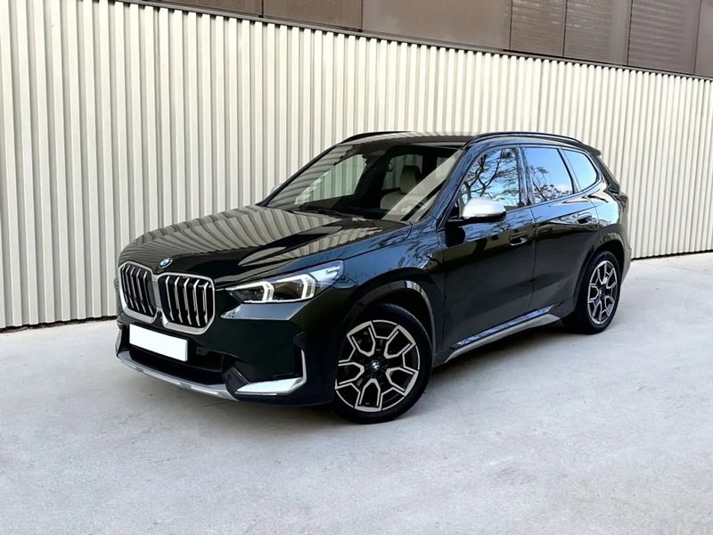 BMW X1 • 2023 • 17,500 km 12