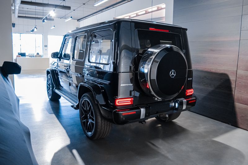 Mercedes-Benz G-Class • 2024 • 1,000 km 15