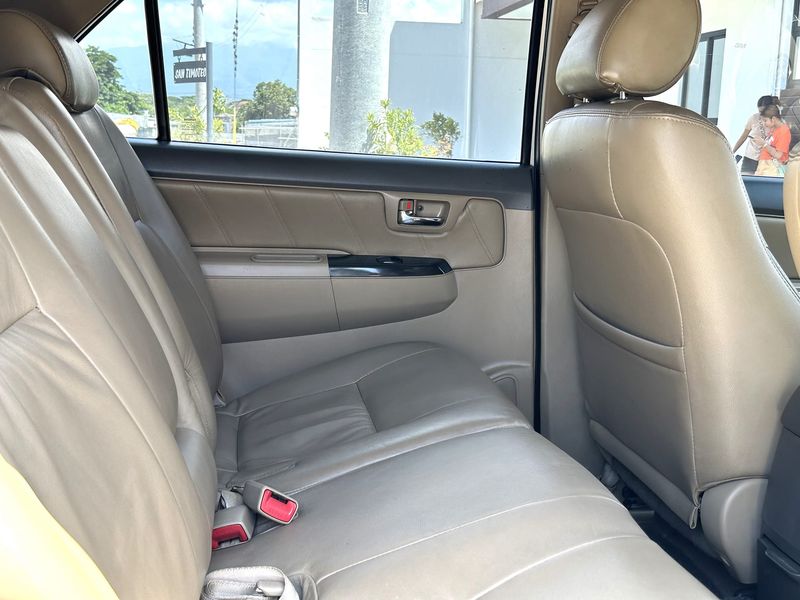 Toyota Fortuner • 2013 • 88 km 4