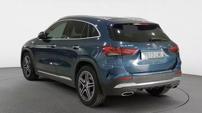 Mercedes-Benz 200 - 300 • 2021 • 34,237 km 3