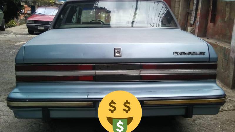 Chevrolet 1500 • 1985 • 194,000 km 8