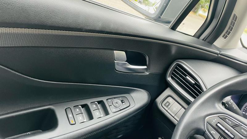 Hyundai Santa Fe • 2019 • 44,000 km 8