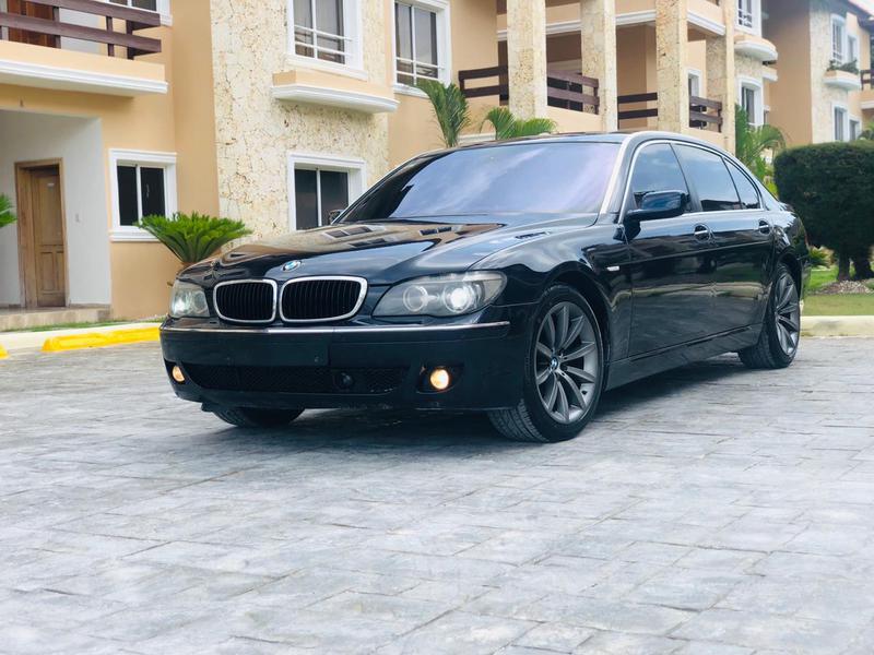 BMW Rad 7 • 2008 • 83,000 km 2