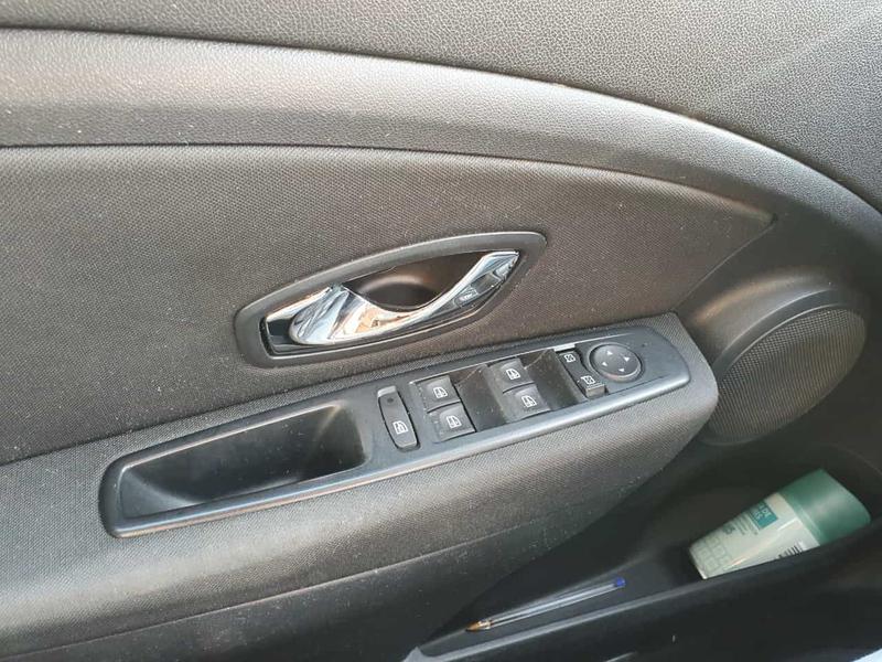 Renault Mégane • 2011 • 189,000 km 3