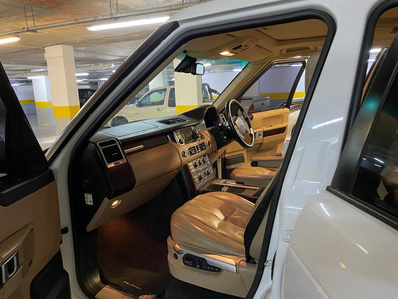 Land Rover Range Rover • 2012 • 90,998 km 2