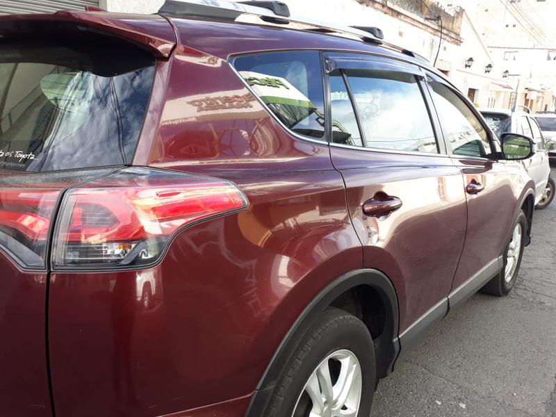 Toyota RAV4 • 2017 • 128,000 km 3