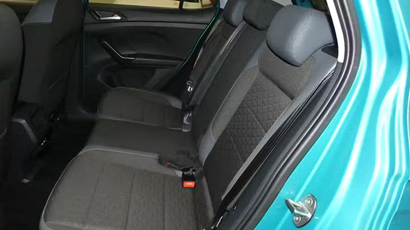 Volkswagen T-Cross • 2022 • 35,294 km 10