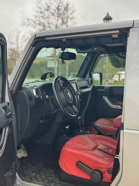 Jeep Wrangler • 2015 • 82,000 km 6