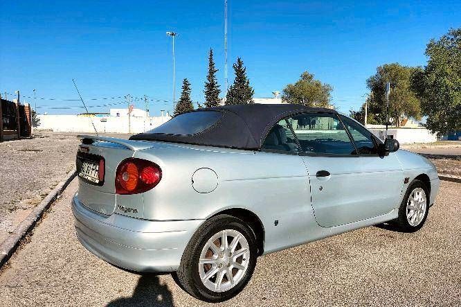 Renault Mégane • 2002 • 249,999 km 8