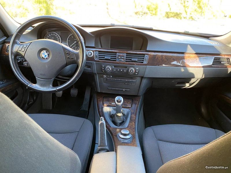 BMW Rad 3 Touring • 2008 • 200,000 km 2