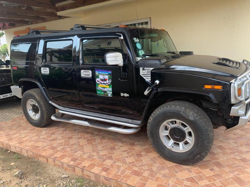 Hummer H2 • 2009 • 78,530 km 1