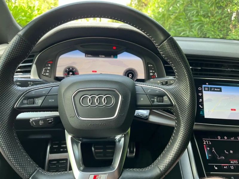 Audi Q8 • 2020 • 125,000 km 11