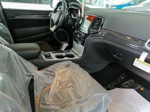 Jeep Grand Cherokee • 2020 • 21 km 2