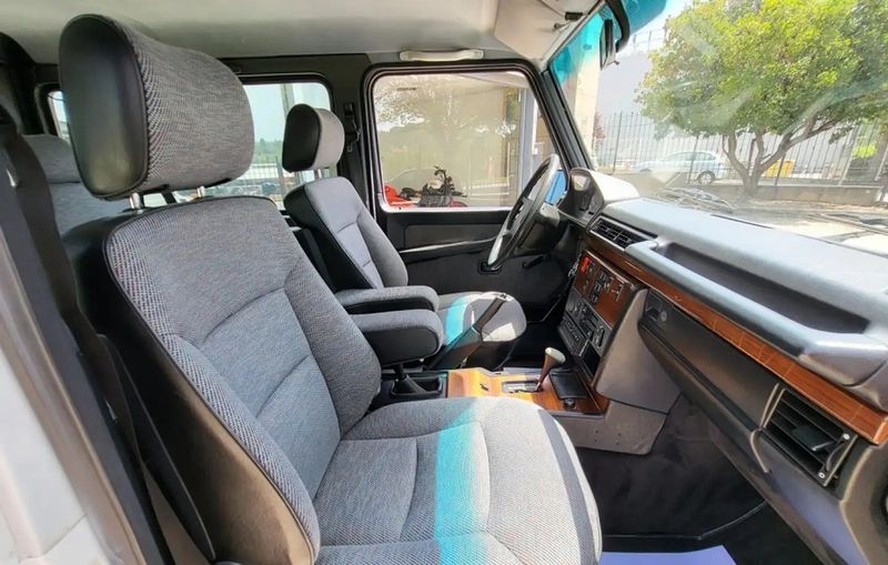 Mercedes-Benz G-Class • 1990 • 232,000 km 9