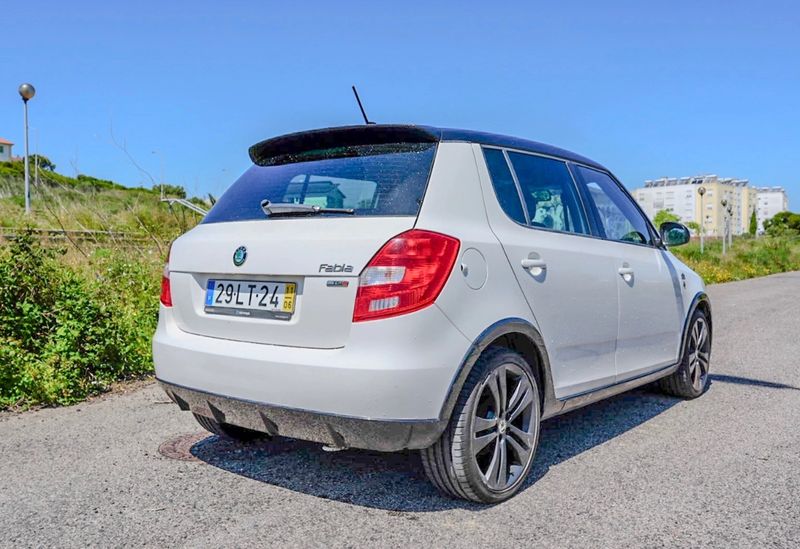 Škoda Fabia • 2011 • 118,119 km 3