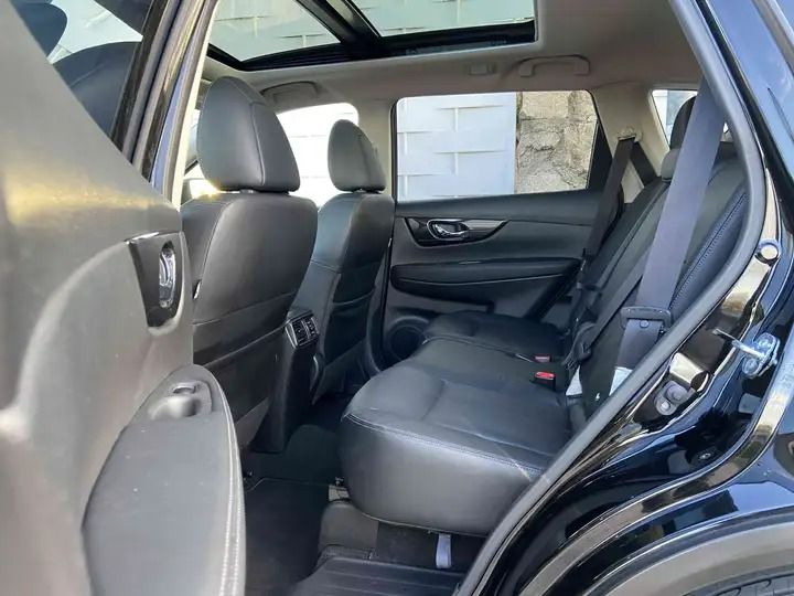 Nissan X-Trail • 2017 • 130,000 km 5