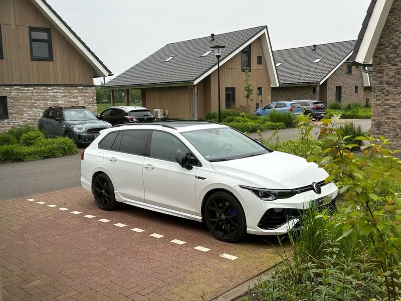 Volkswagen Golf Variant • 2022 • 41,500 km 1