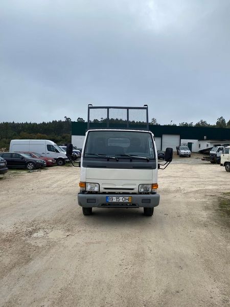 Nissan Cabstar E - T • 1999 • 120,000 km 2