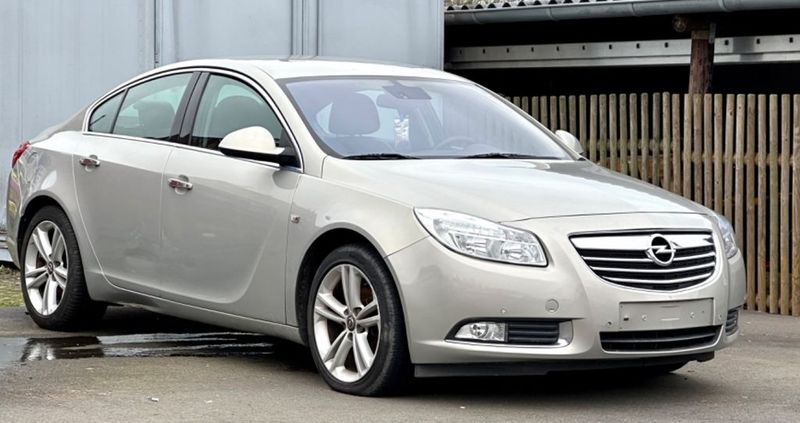 Opel Insignia • 2011 • 230,000 km 1