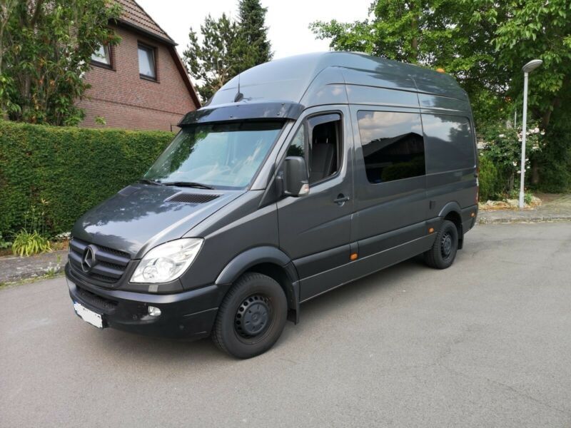 Mercedes-Benz Sprinter • 2011 • 114,000 km 1