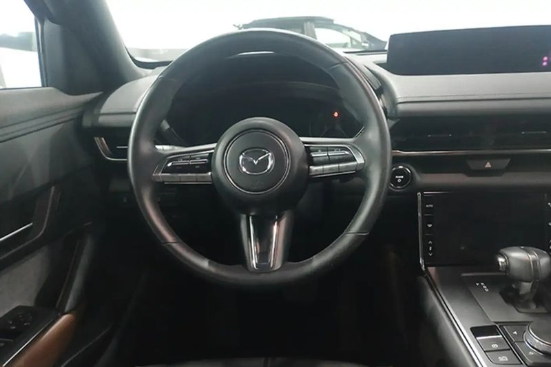 Mazda MX-3 • 2020 • 32,028 km 6