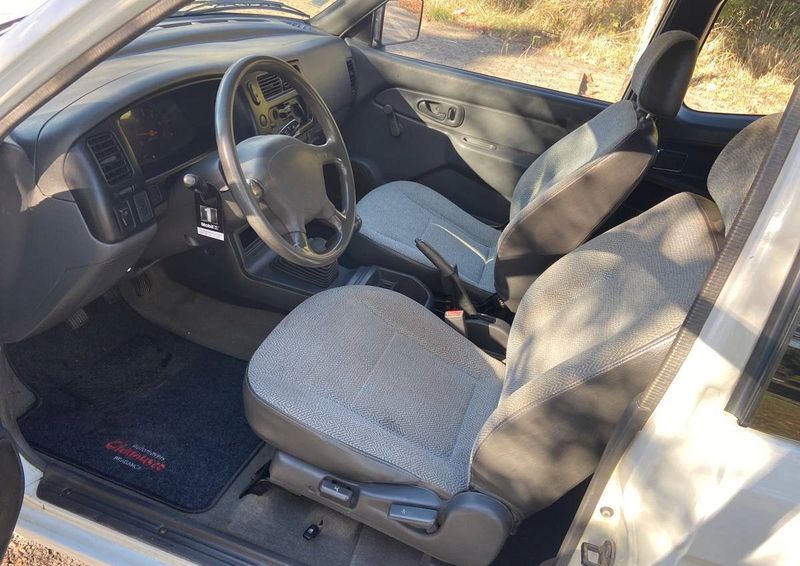 Mitsubishi L200 • 1998 • 200,000 km 4