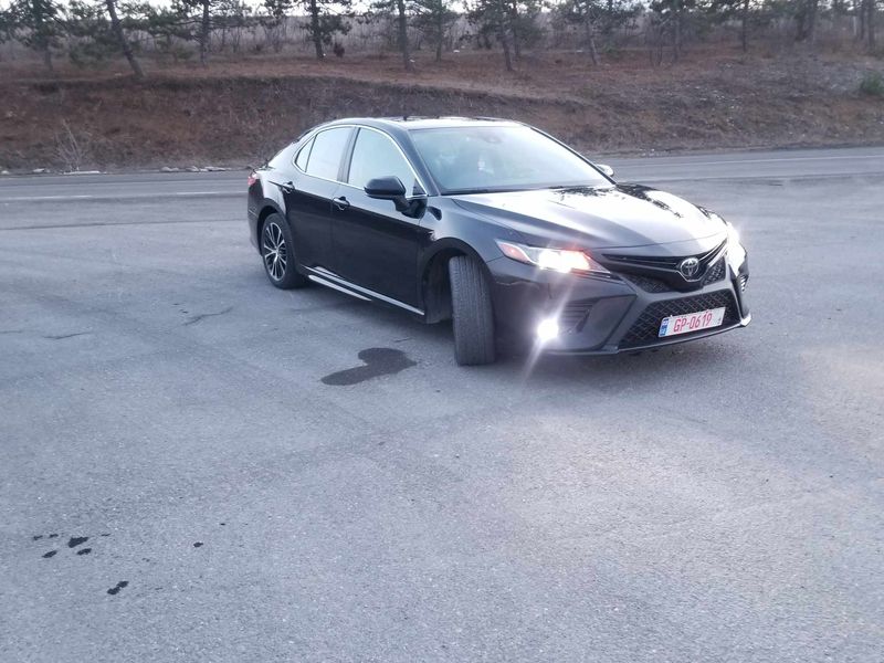 Toyota Camry • 2019 • 72,000 km 3