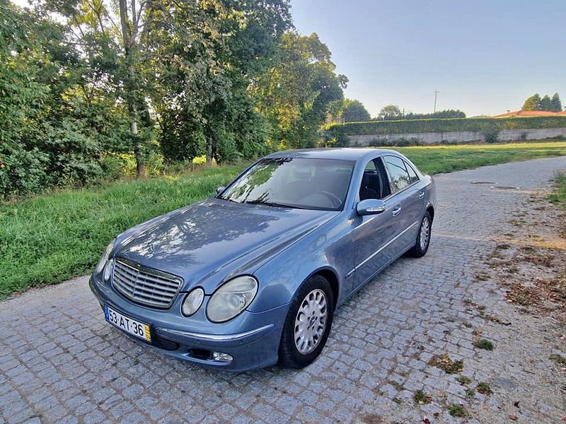 Mercedes-Benz E • 2004 • 332,000 km 1
