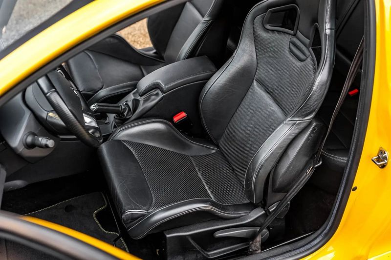 Renault Mégane Coupé • 2011 • 97,600 km 11